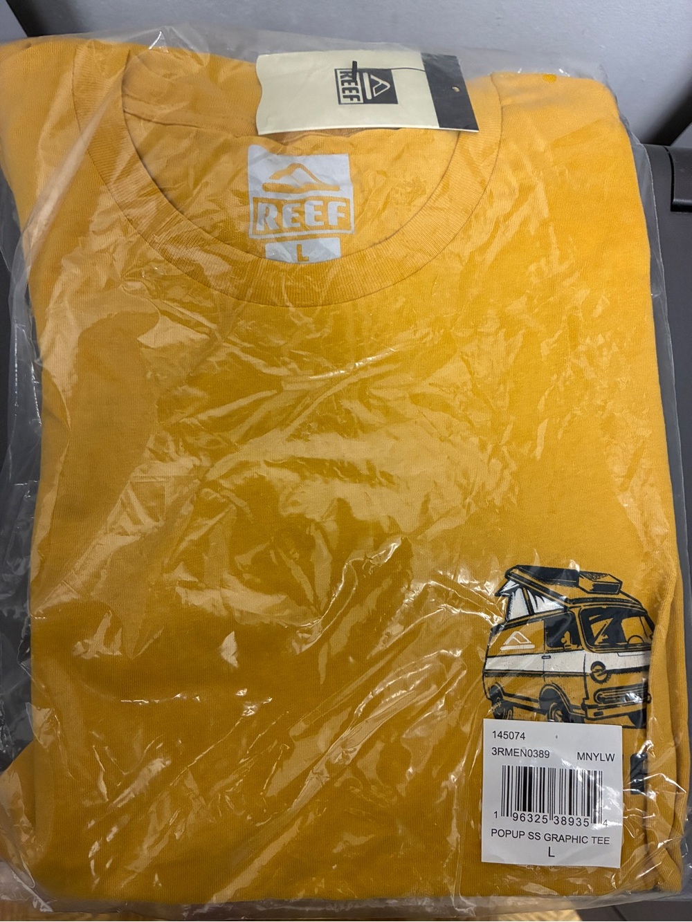 Reef Yellow Graphic Pop-Up Tee